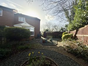 Photo 17- click for photo gallery